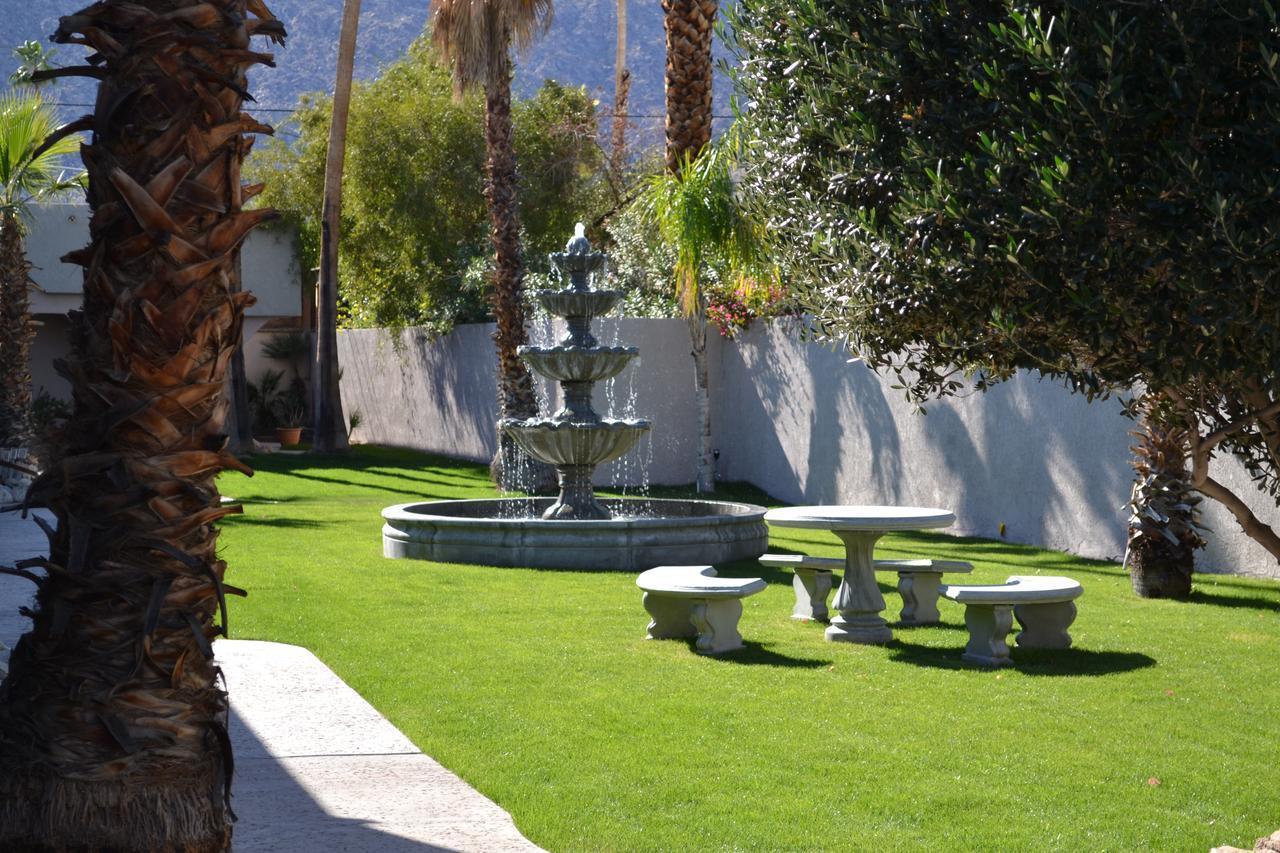 All Worlds Resort Palm Springs Extérieur photo